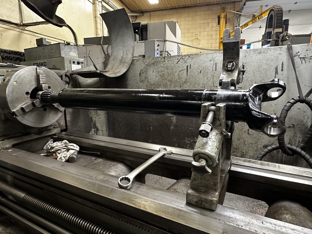 Acumen long cylinder Driveline repair